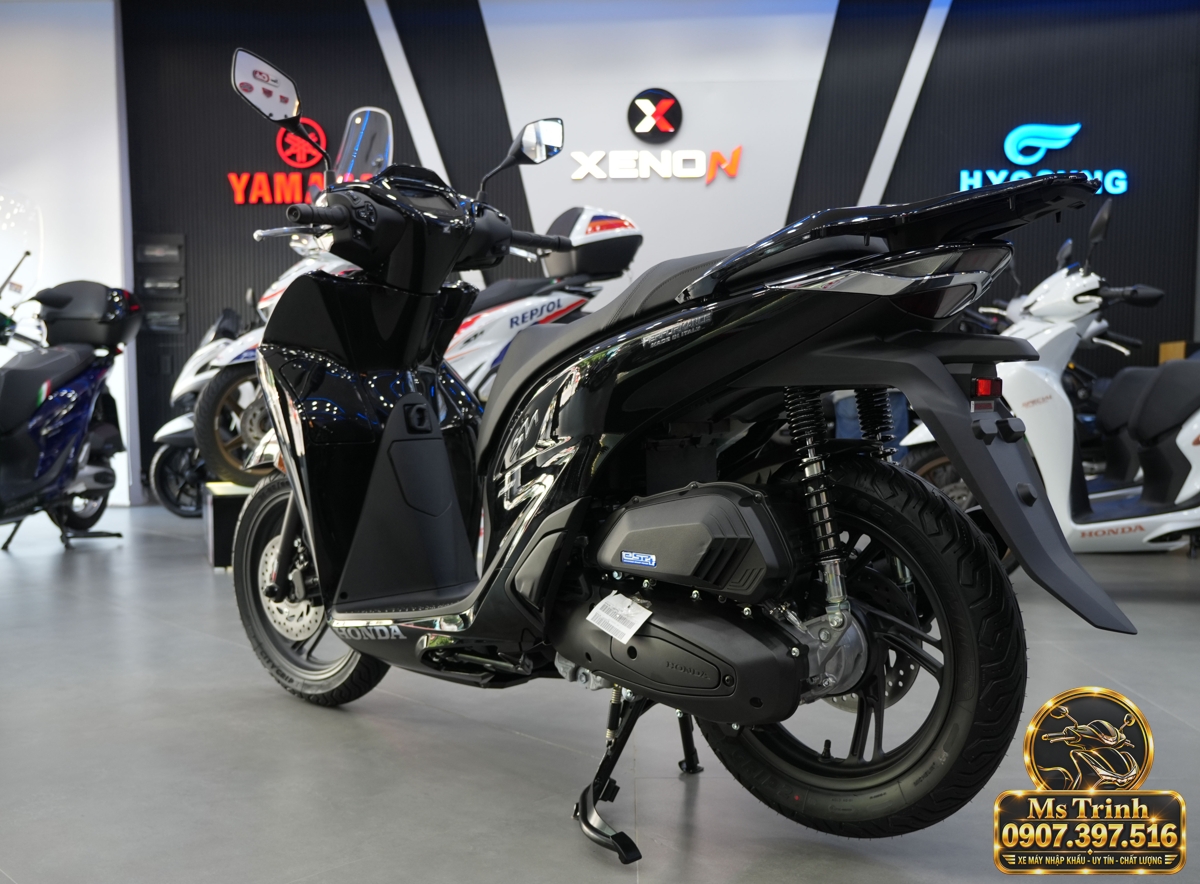 Honda SH150i Ý đen bóng 2027 tại Dak Lak - Sơn bóng lịch sự, tiện ích cho mỗi ngày