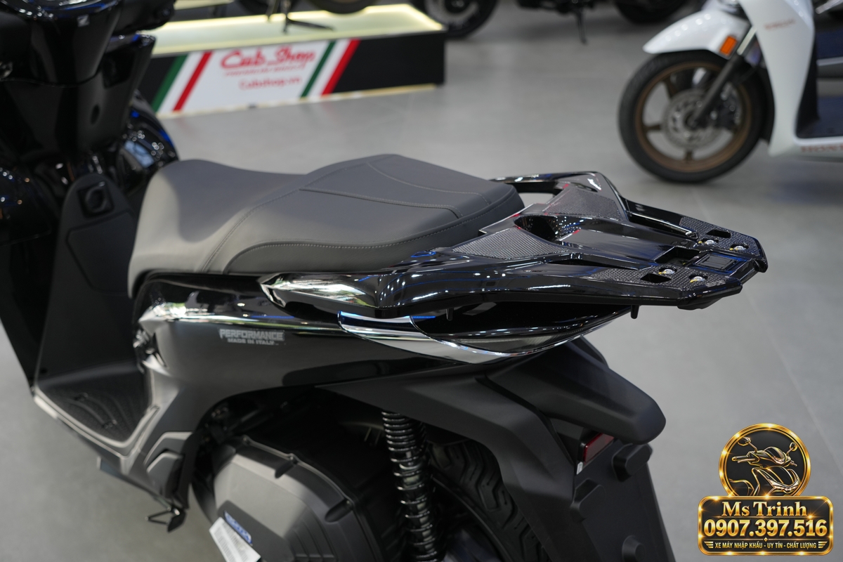 Honda SH150i Ý đen bóng 2027 tại Dak Lak - Sơn bóng lịch sự, tiện ích cho mỗi ngày