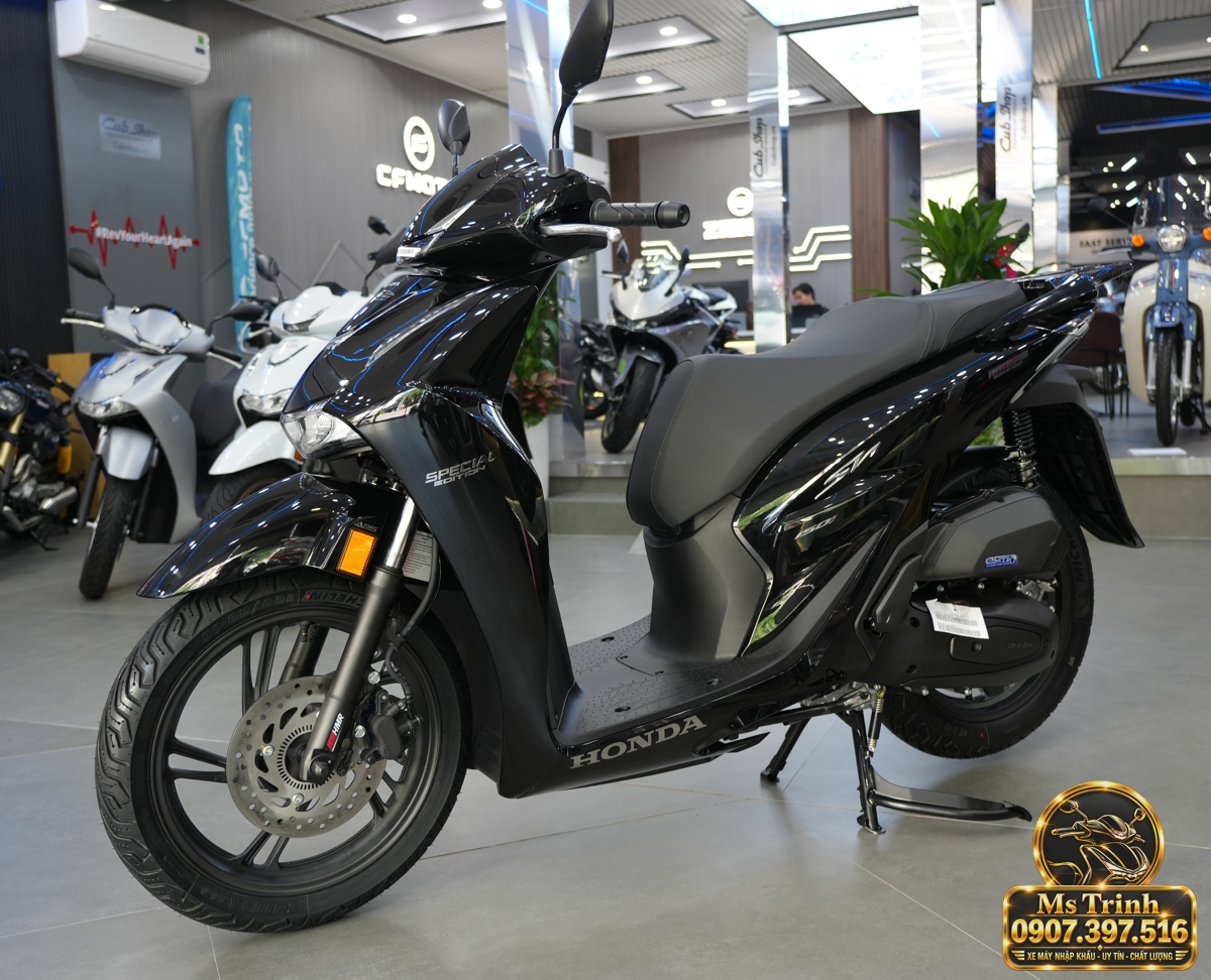 Honda SH150i Ý đen bóng 2027 tại Dak Lak - Sơn bóng lịch sự, tiện ích cho mỗi ngày