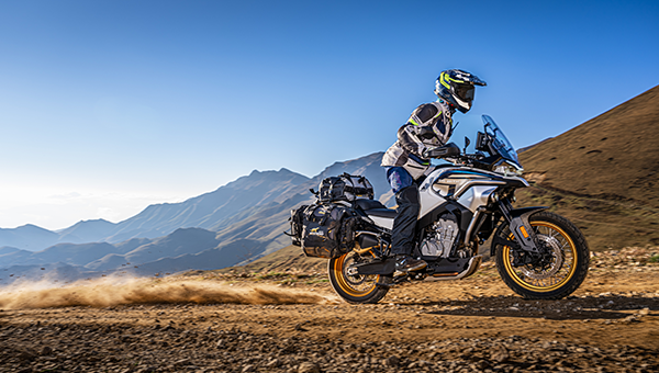 CF Moto 800MT Explorer 2025, ADV Cao Cấp Nhất, Chính Hãng, Giá Tốt tại Dak Lak