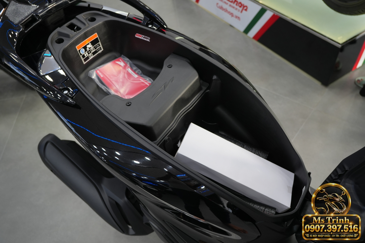 Honda SH150i Ý đen bóng 2027 tại Dak Lak - Sơn bóng lịch sự, tiện ích cho mỗi ngày
