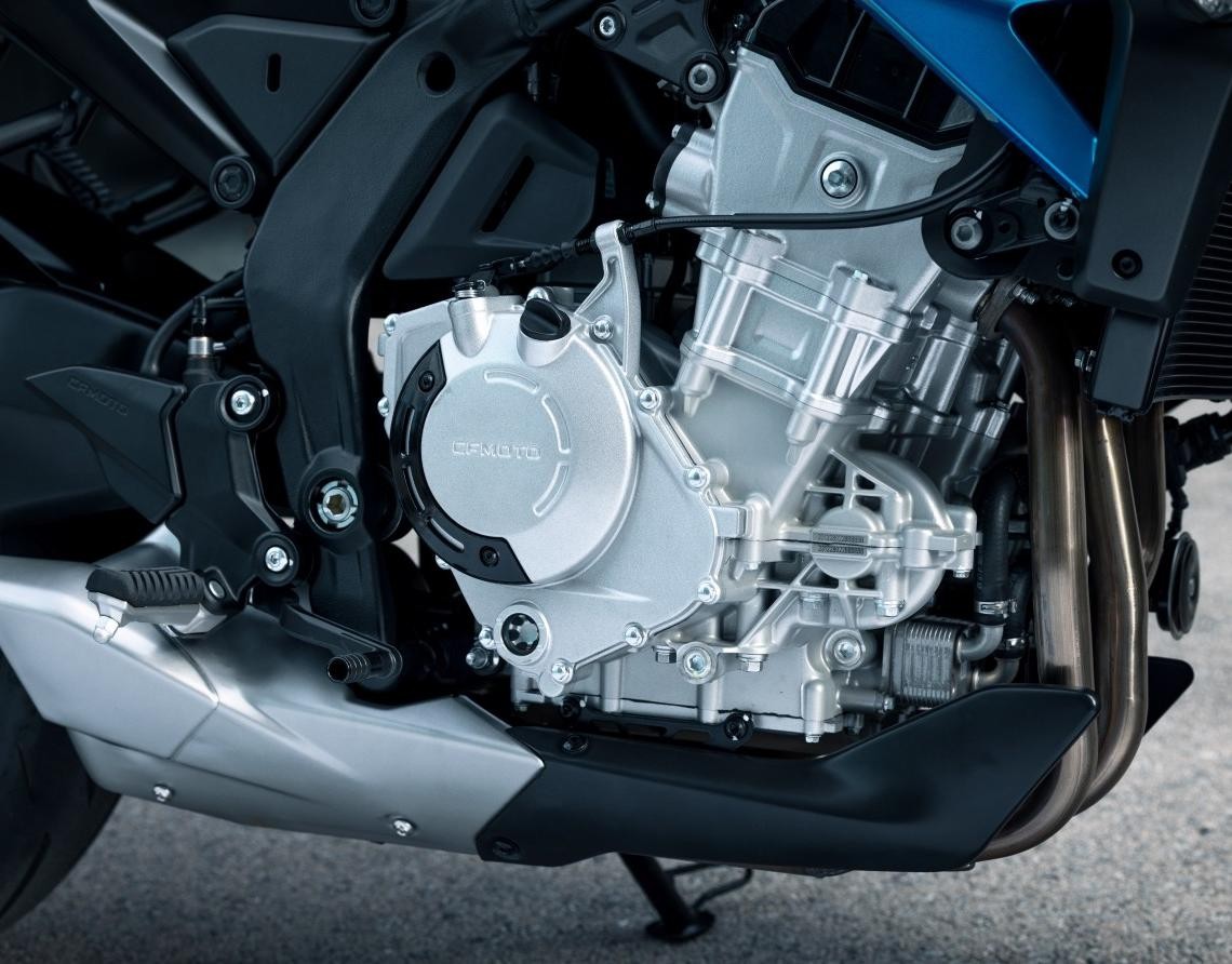 CF Moto 675NK 2025, Động Cơ 3 Xilanh Thẳng Hàng, Chính Hãng, Gía Rẻ tại Dak Lak
