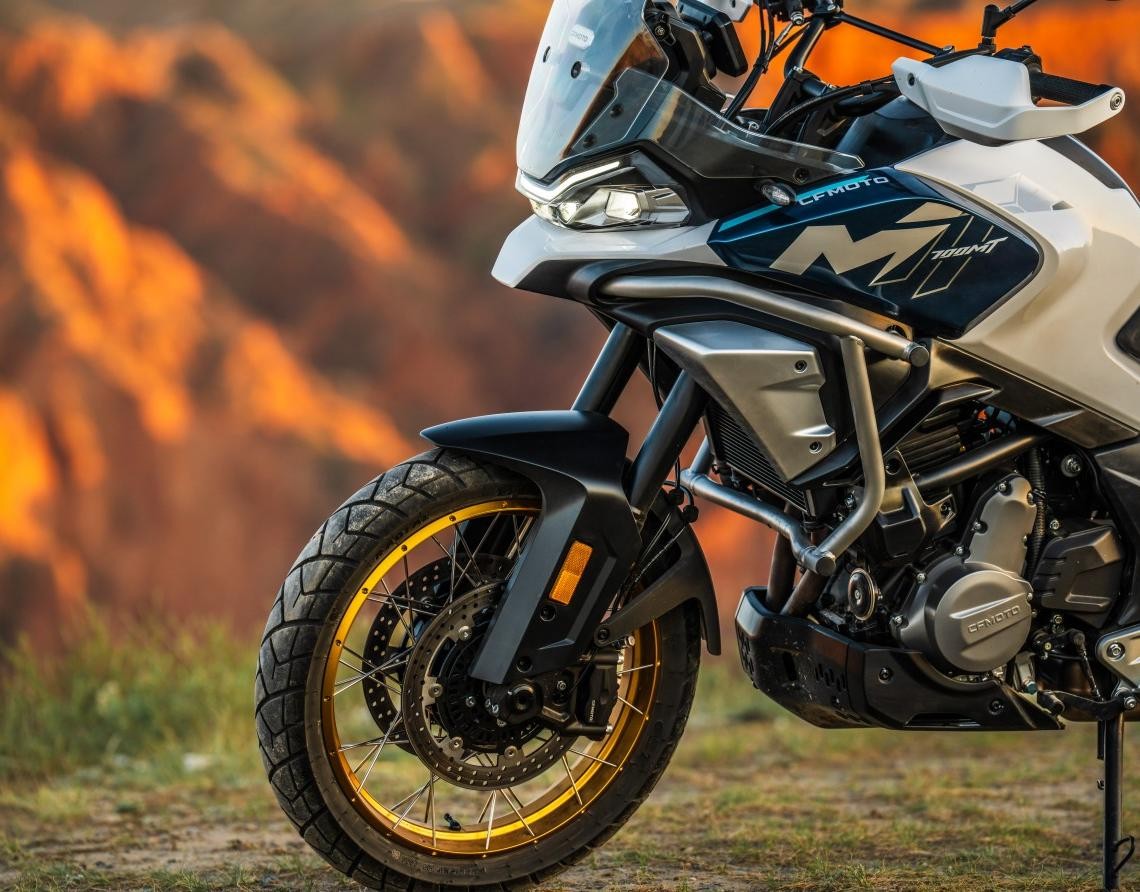 CF Moto 700MT 2025, ADV Tầm Trung Cao Cấp, Giá Rẻ, Chính Hãng tại Dak Lak