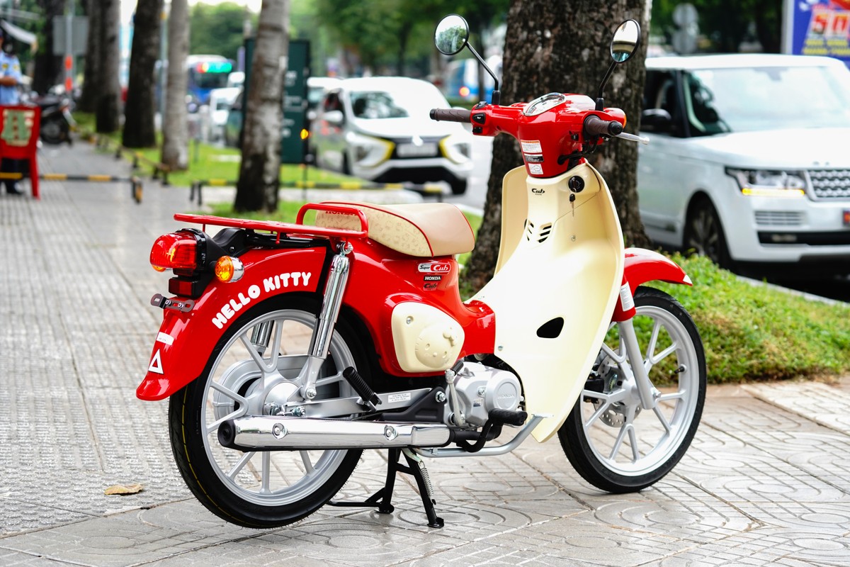 Honda Super Cub 110ABS Hello Kitty Edition, Made In Japan tại Dak Lak