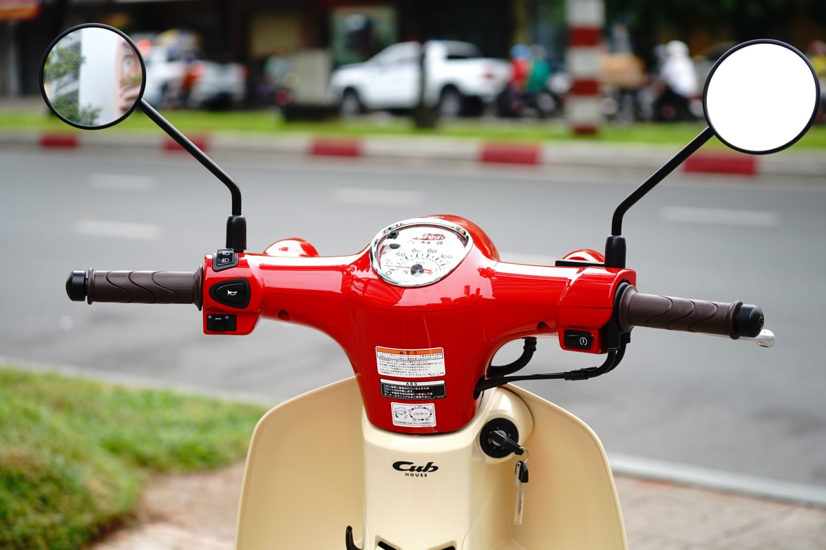 Honda Super Cub 110ABS Hello Kitty Edition, Made In Japan tại Dak Lak
