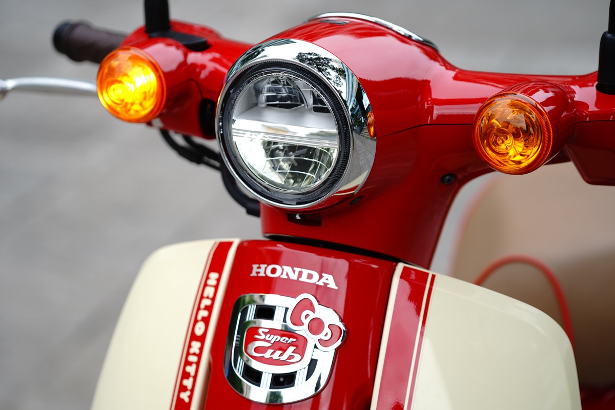 Honda Super Cub 110ABS Hello Kitty Edition, Made In Japan tại Dak Lak