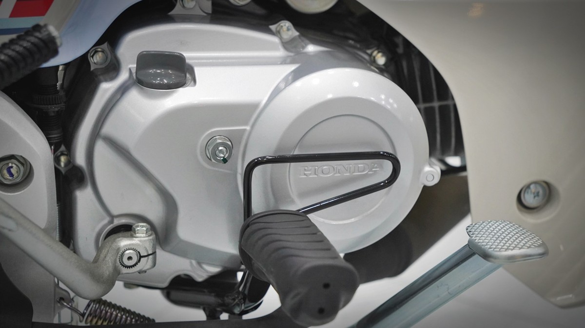 Honda Cub 110 Fujisan bản giới hạn tại Dak Lak - Thiết kế đậm chất Nhật Bản