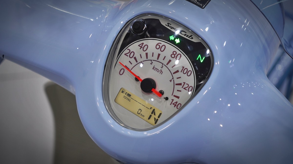 Honda Cub 110 Fujisan bản giới hạn tại Dak Lak - Thiết kế đậm chất Nhật Bản