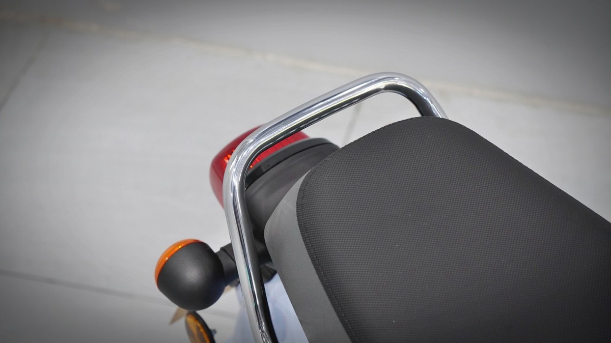 Honda Cub 110 Fujisan bản giới hạn tại Dak Lak - Thiết kế đậm chất Nhật Bản