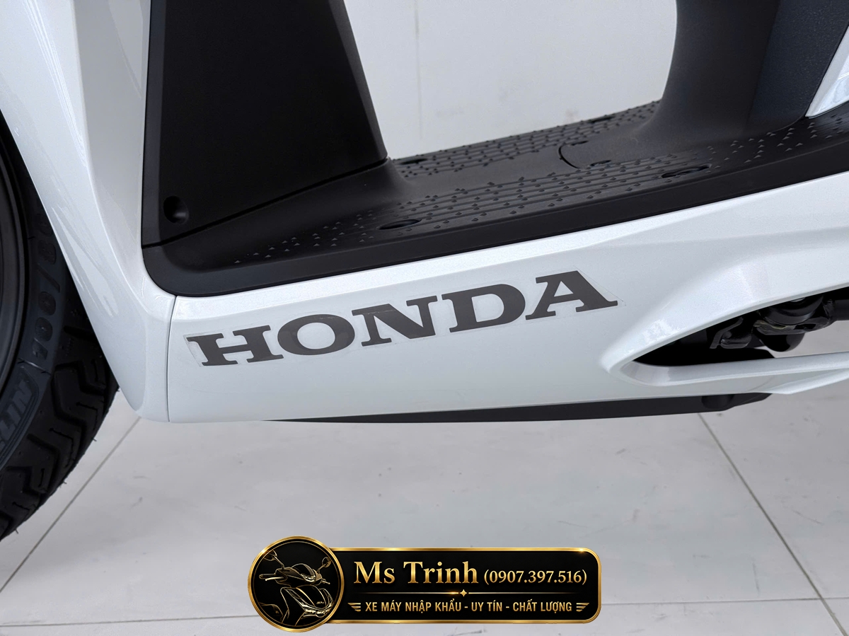 Honda SH150i Special Edition Standard nhập HMR Ý màu trắng tại Dak Lak: Giá trị nằm trong từng chi tiết nguyên bản