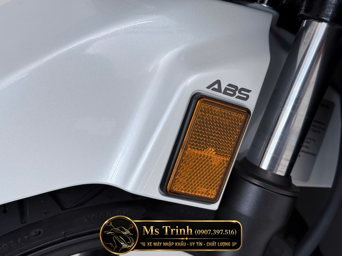 Honda SH150i Special Edition Standard nhập HMR Ý màu trắng tại Dak Lak: Giá trị nằm trong từng chi tiết nguyên bản