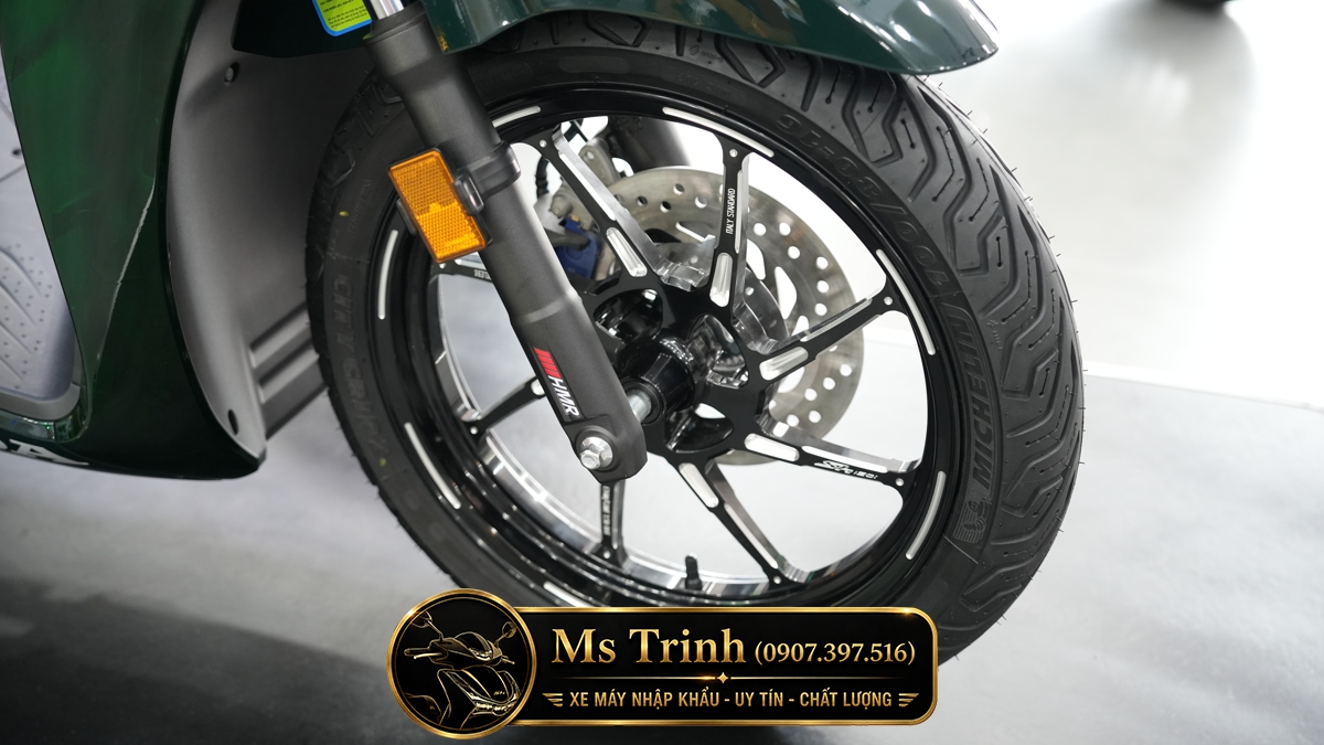 Honda SH150i Vetro Green - Sapphire tại Dak Lak: SH Ý Limited 200 xe