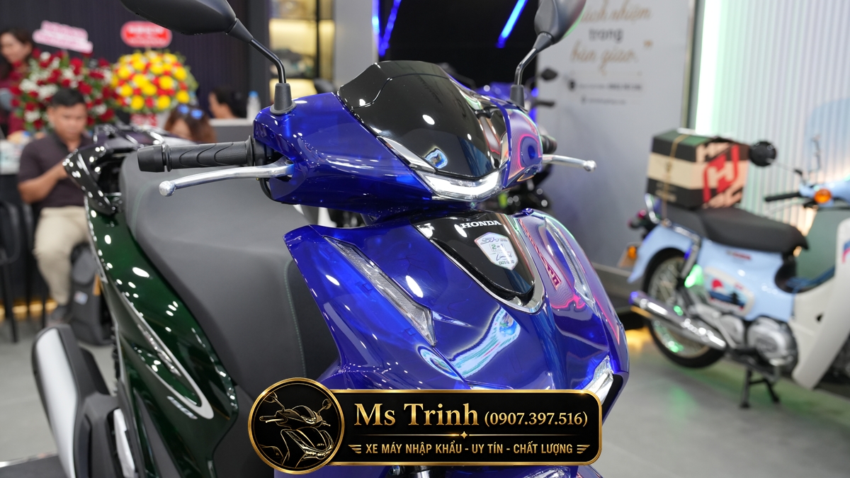 Honda SH150i Vetro Sapphire - Green tại Dak Lak: SH Ý 2 trong 1 giới hạn 200 xe