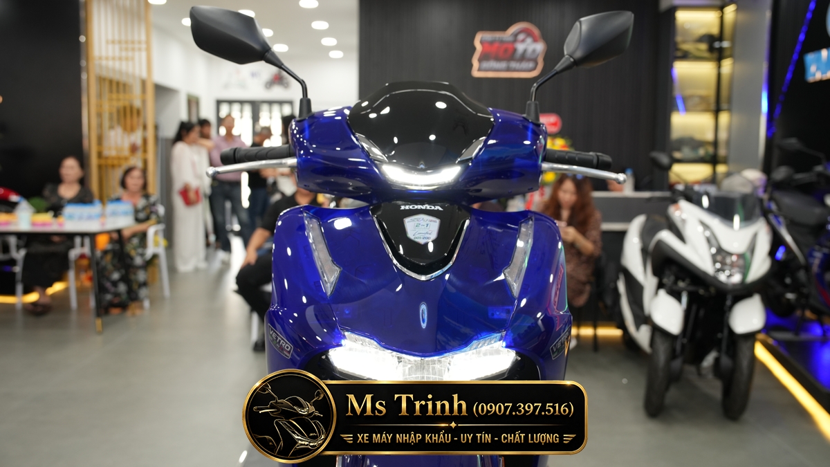 Honda SH150i Vetro Sapphire - Green tại Dak Lak: SH Ý 2 trong 1 giới hạn 200 xe