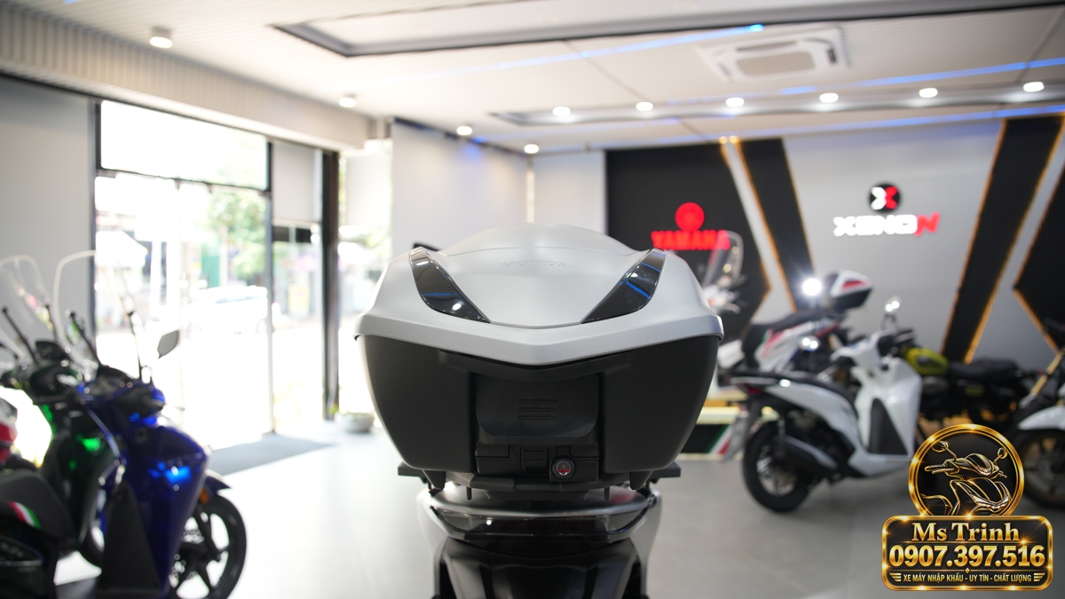 Honda SH150i Ý xám bạc 2027 tại Dak Lak - Nhập Ý, tem vàng sang trọng, giá tốt