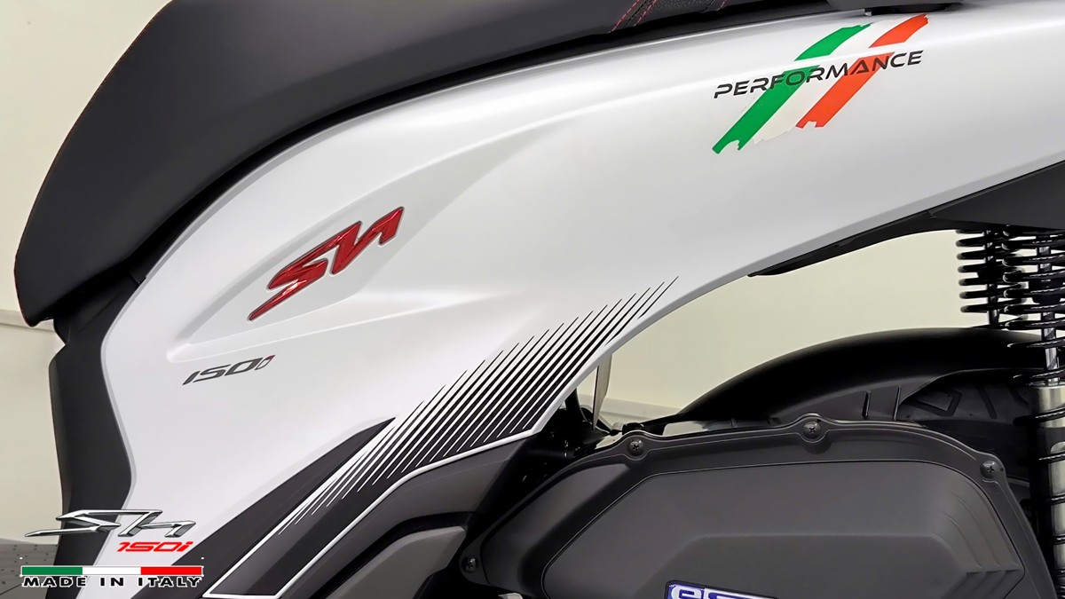 Honda SH150i Sport Edition 2025 Trắng, Made In Italy, Nhập Chính Hãng tại Dak Lak