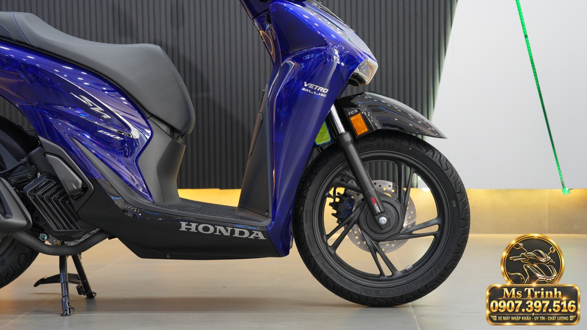 Honda SH150 Vetro Blue 2027 tại Dak Lak - Xanh Sapphire trong suốt, nhập Ý sang trọng
