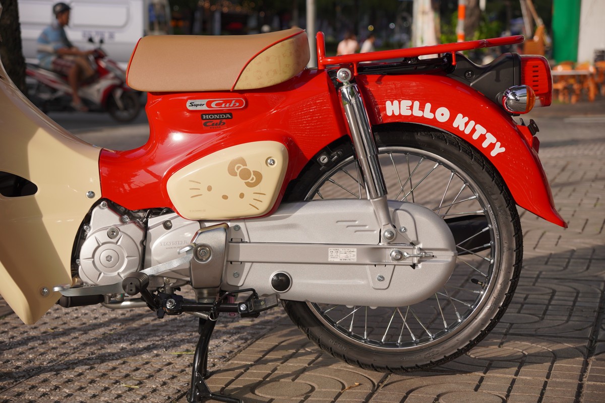 Honda Super Cub 50cc Hello Kitty Edition, Made In Japan, Hàng Hiếm tại Dak Lak