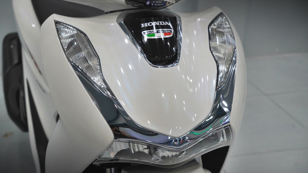 Honda SH150 trắng pha lê nhập Ý 2026 tại Dak Lak - Sport Edition chính ngạch, chuẩn chất Ý