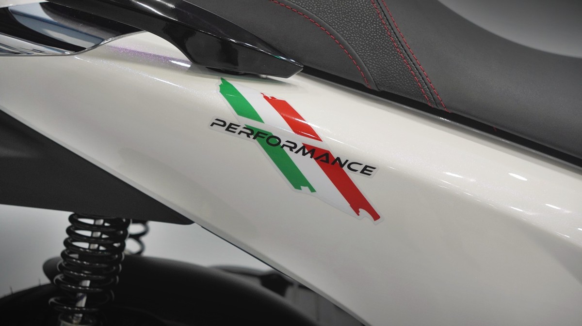 Honda SH150 trắng pha lê nhập Ý 2026 tại Dak Lak - Sport Edition chính ngạch, chuẩn chất Ý