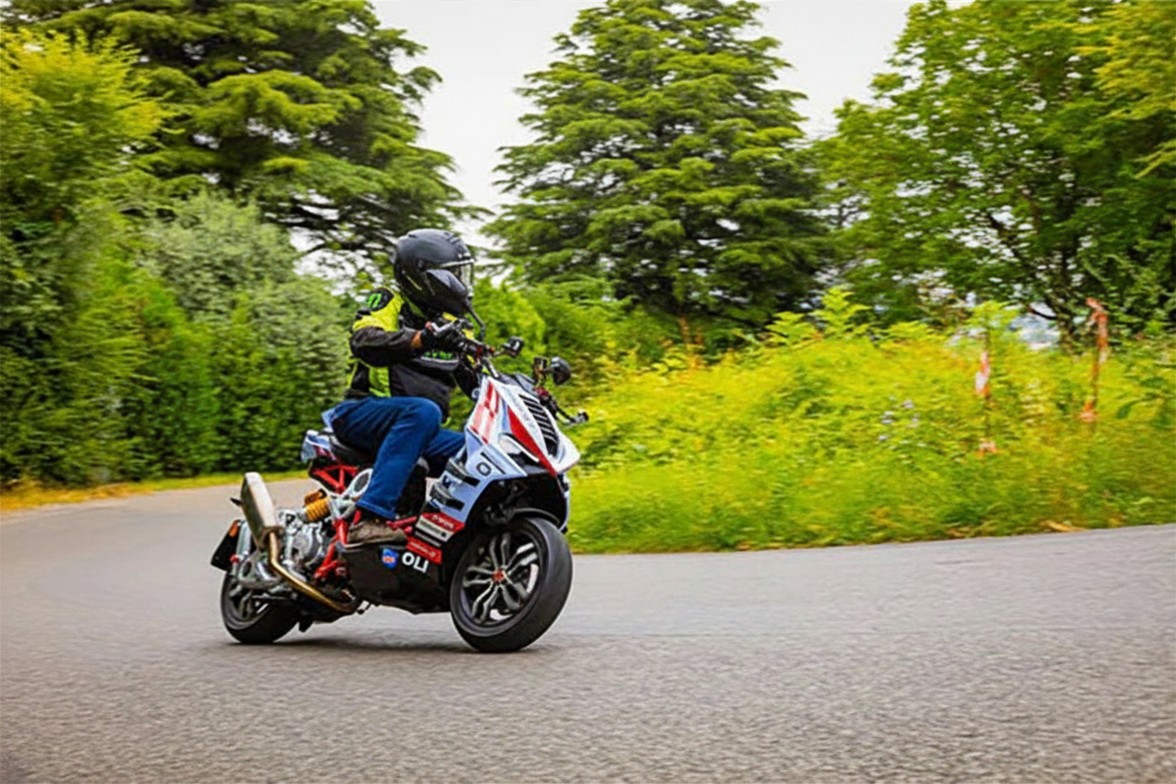 Italjet Dragster 300 Gresini Racing Tại Dak Lak - Chiếc Scooter Ý Khiến Dân Chơi Xe Phải Ngoái Nhìn