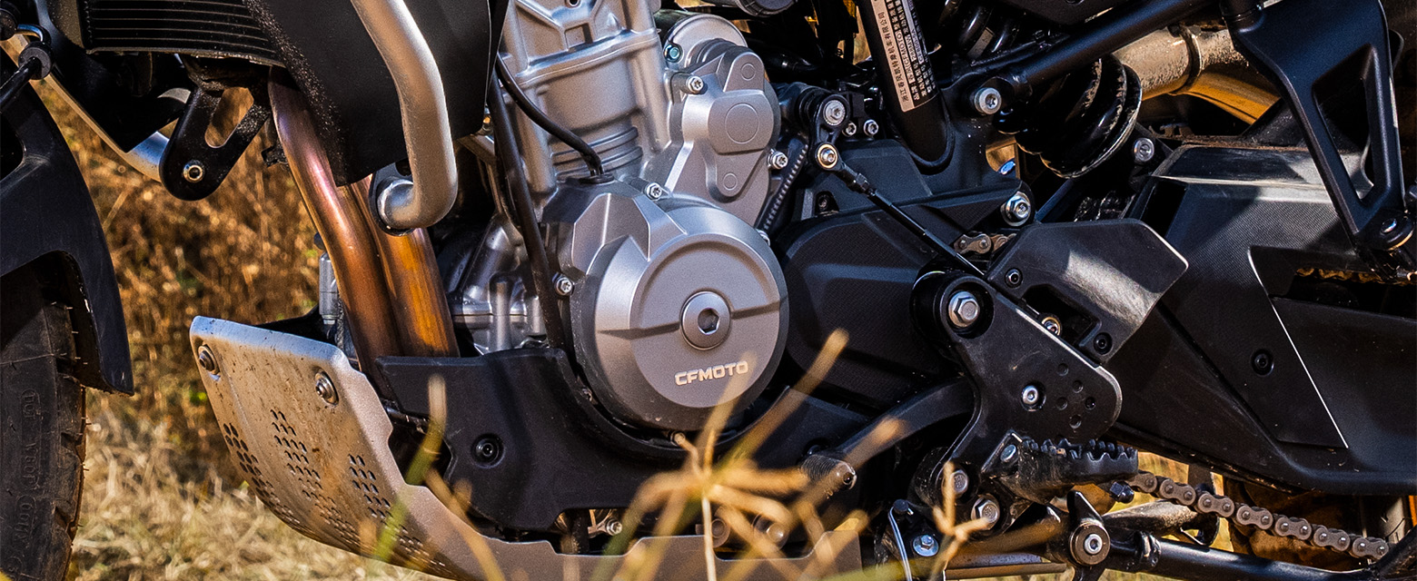 CF Moto 800MT Explorer 2025, ADV Cao Cấp Nhất, Chính Hãng, Giá Tốt tại Dak Lak