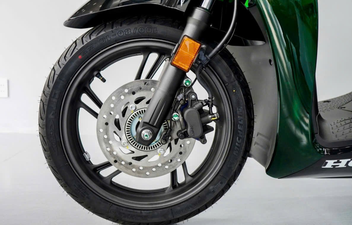 Honda SH150i Vetro 2025, Made In Italy, Nhập Chính Hãng Từ Ý tại Dak Lak