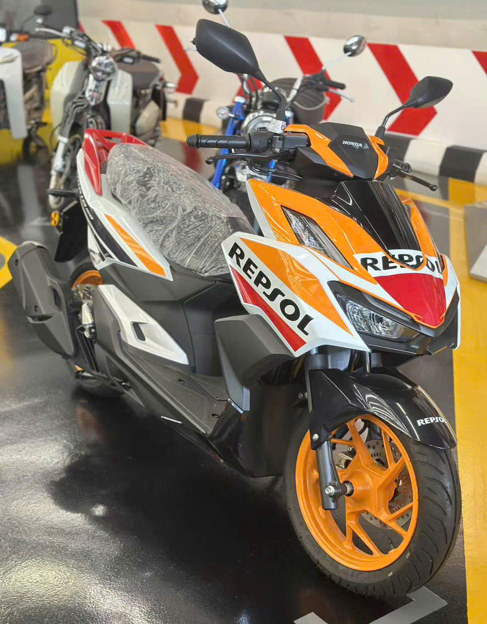 Honda Vario160 Repsol Edition, Giới hạn 2.000 xe, NK Malaysia tại Dak Lak
