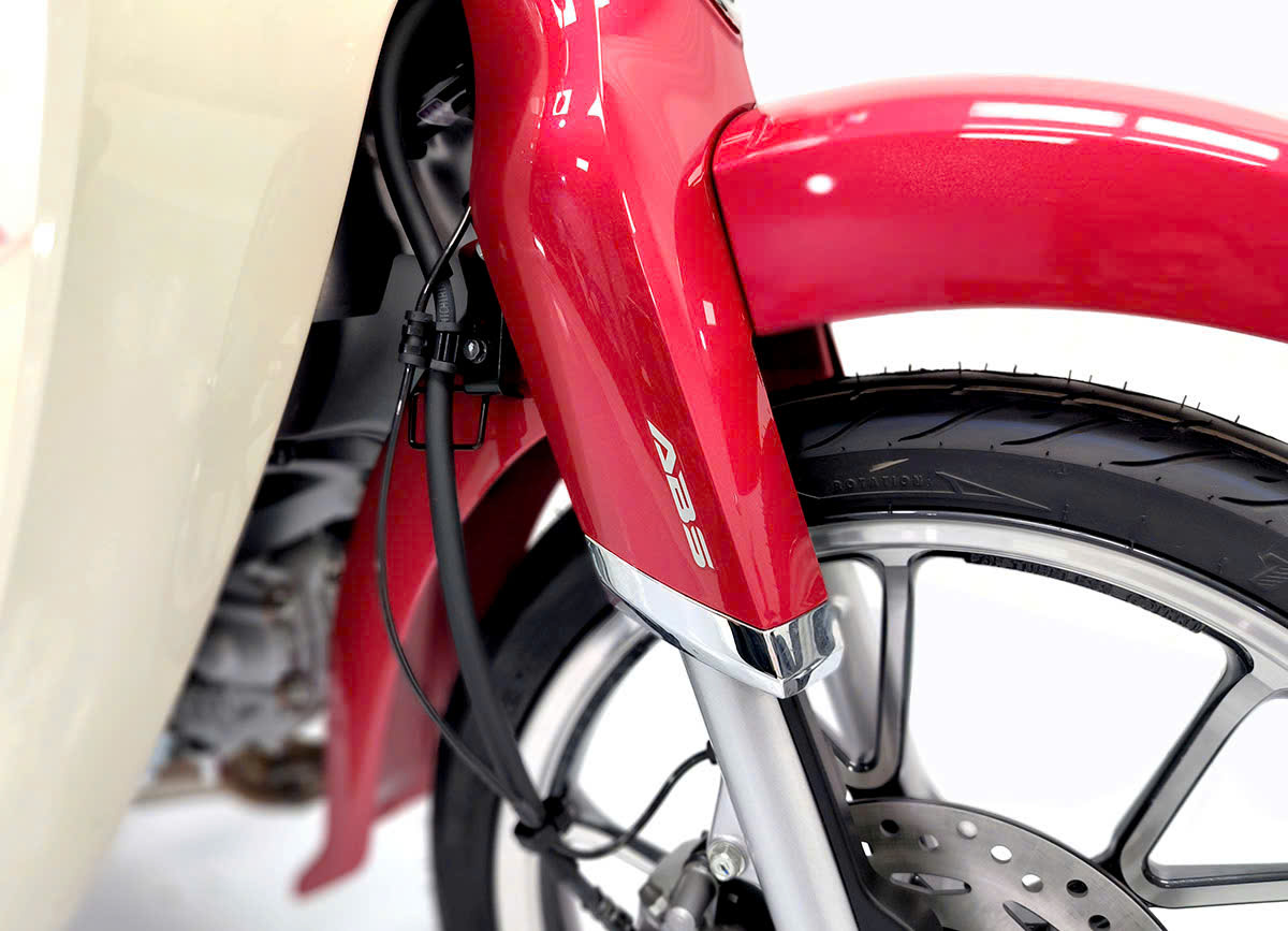 Honda Super C125 ABS, Nhập Nhật, Chính Hãng Màu Đỏ Cuối Cùng tại Dak Lak